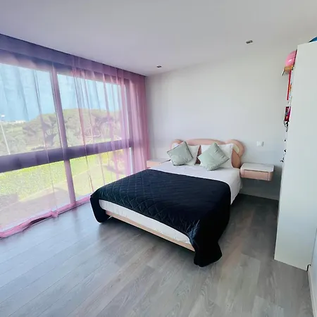 Villa Rainbow House *